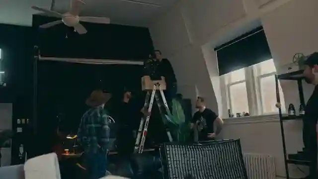 behind-the-scenes-challenges-of-directing-and-acting-in-a-short-film