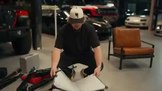 cinematic-garage-setup-lighting-mastery-with-music-bed