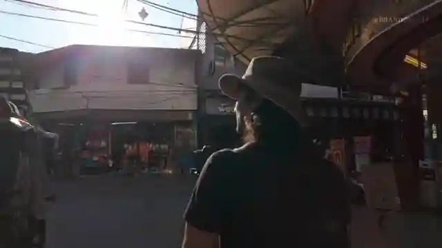 mastering-street-filming-brandon-lis-chinatown-vlog-tips