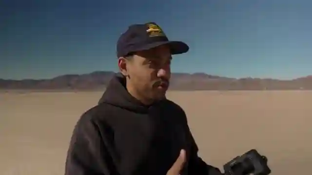 desert-filming-adventure-embracing-spontaneity-with-chris-hau