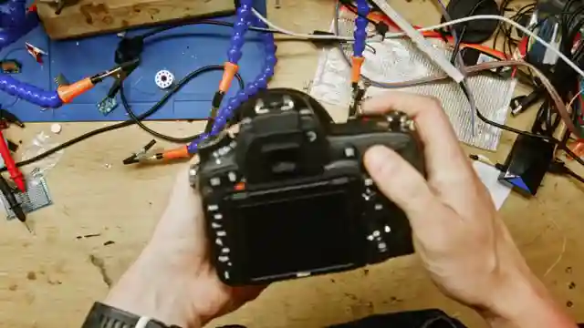 fixing-nikon-d750-flashing-arrow-code-stuck-mirror-repair-guide