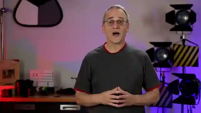 essential-tips-for-buying-filmmaking-monitors-quality-support-and-performance