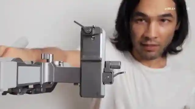 mastering-the-dji-rs4-mini-compact-gimbal-for-smooth-vlogs