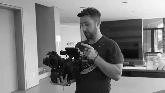 real-estate-videography-showdown-oneplus-open-vs-pro-camera